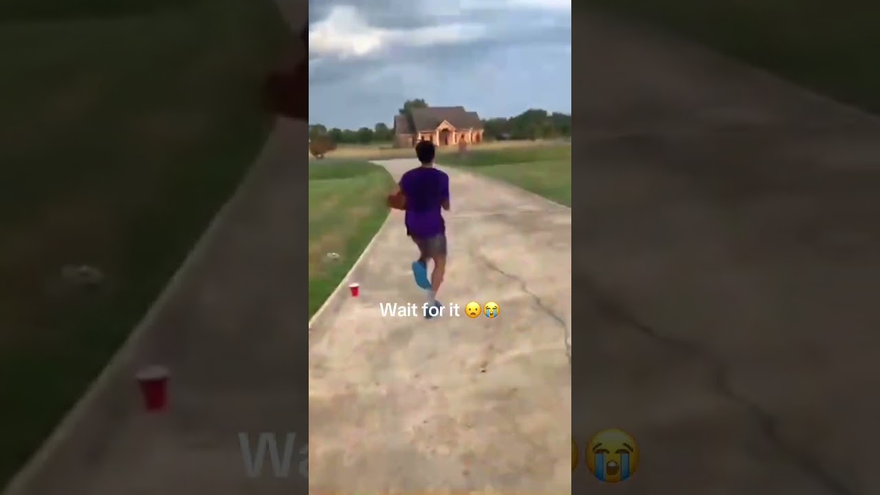 Why you should never sleep on crocs' sports mode 🫢🏃🏿‍♂️💨 (via @tobis_movies/TT) 