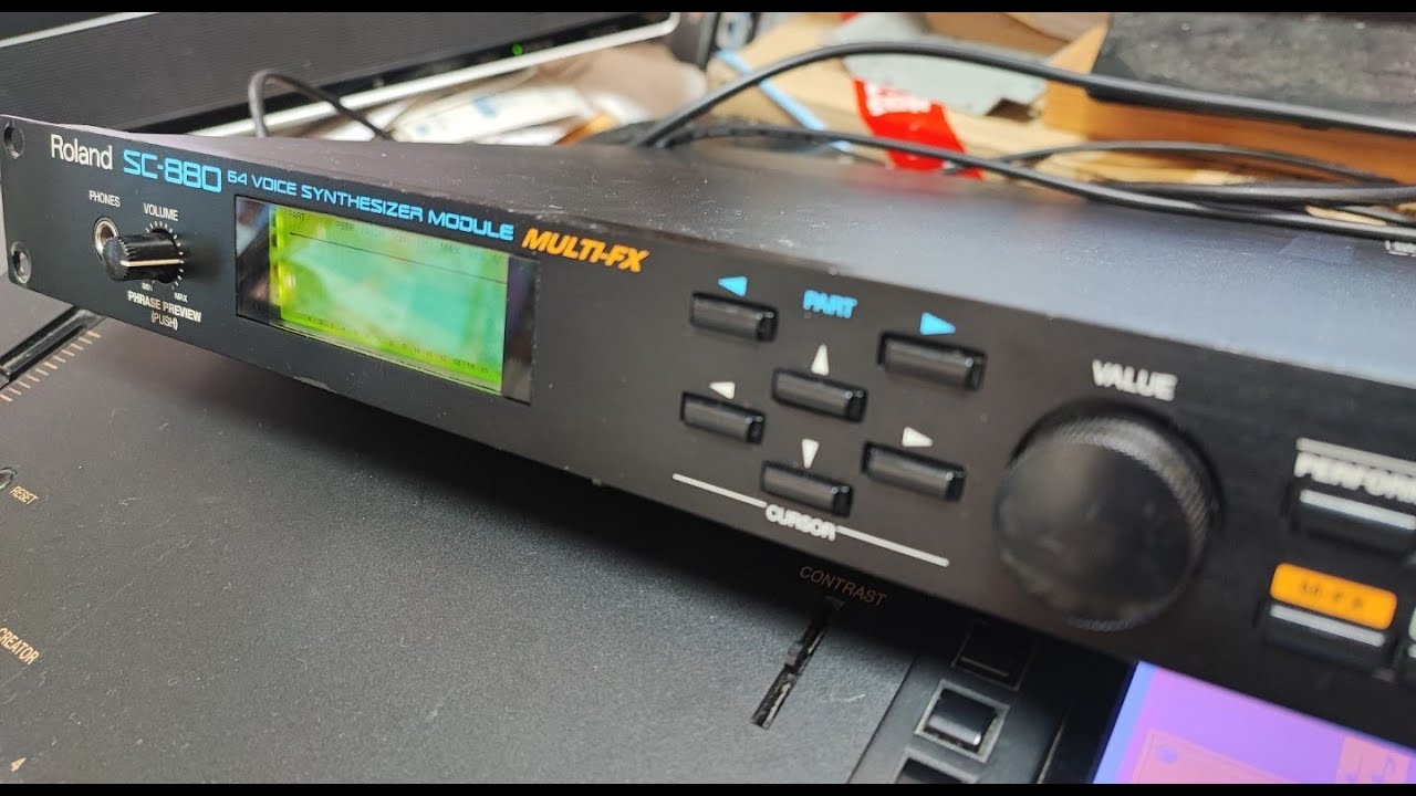 Roland SC-880 User patch demo (no talking. before o/h.)