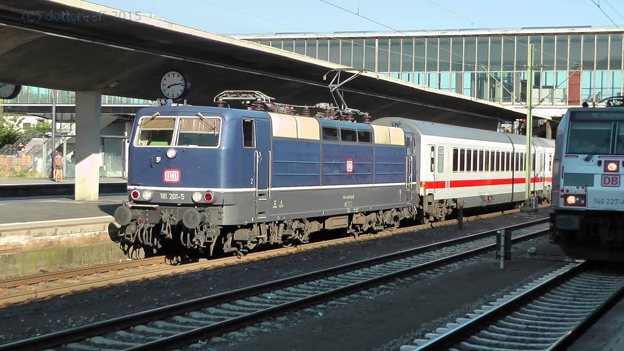 BR 181 (181 201) mit IC 2053 im Morgenlicht