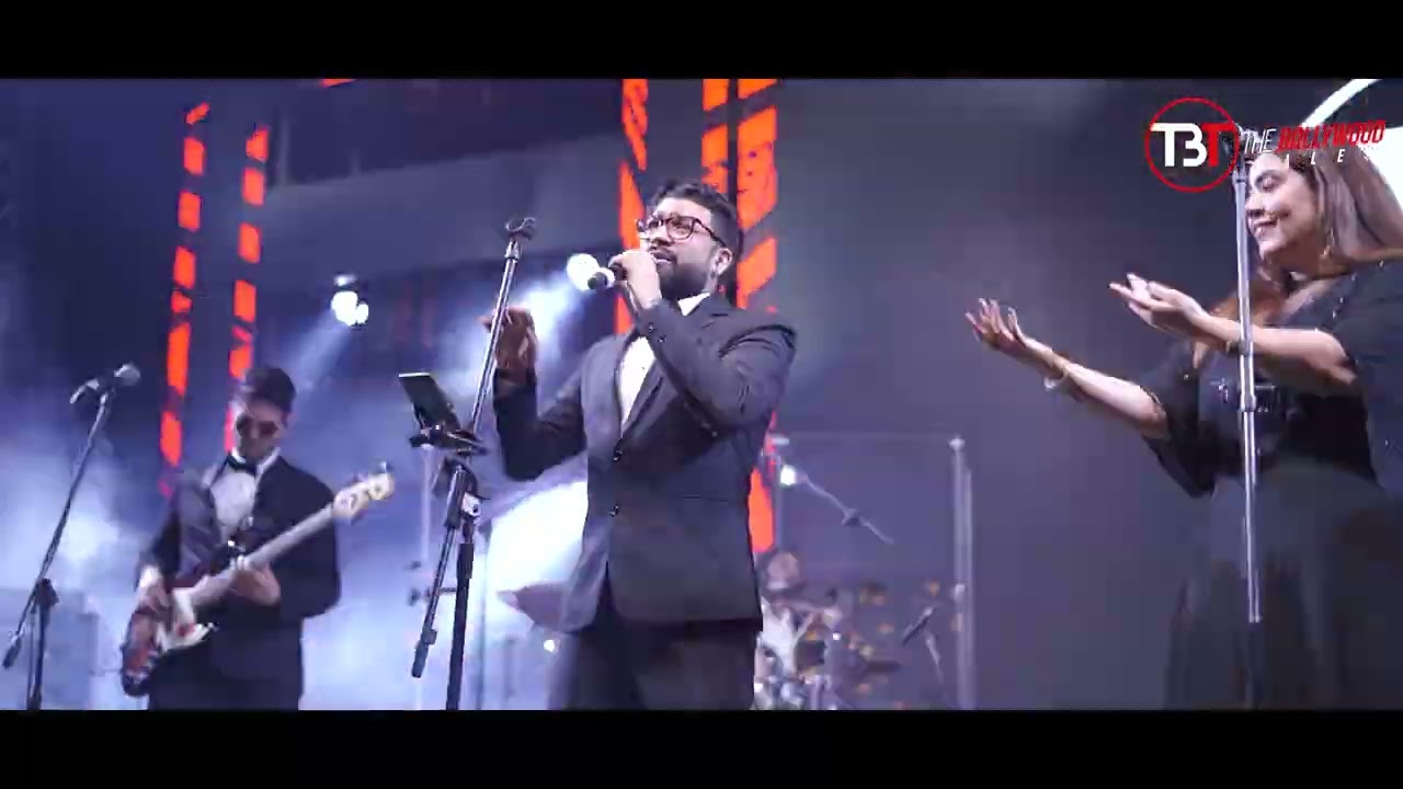Bollywood Hit Songs Played Live at A Dot by GNH | Indian Premium Wedding Band | The Bollywood Tales