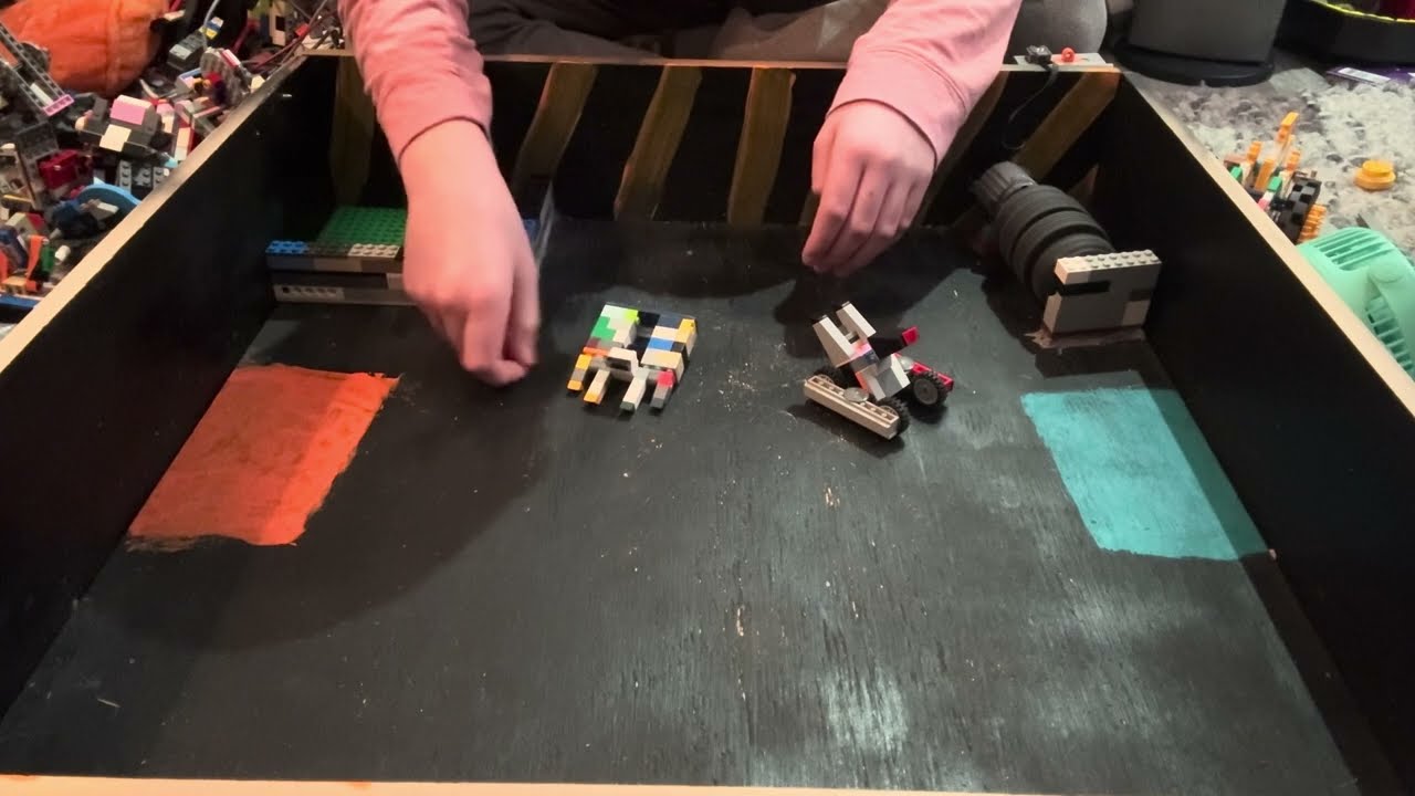 Lego battlebots fight night: staple vs tail