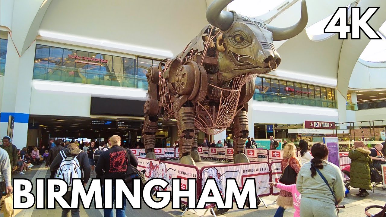 Amazing Ozzy Bull Birmingham City Centre 🇬🇧 4K | Bullring & Train Station | Birmingham | UK