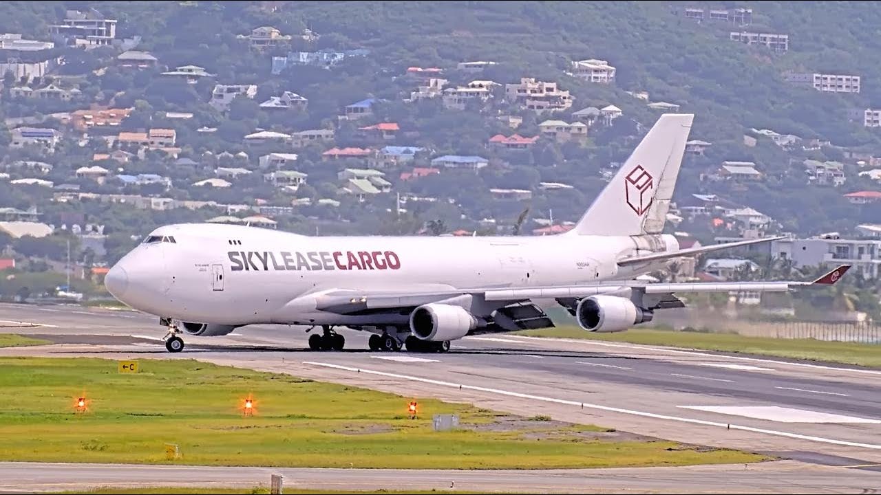 LIVE SXM Airport November 9 ✈️ -  Maho Beach Sint Maarten