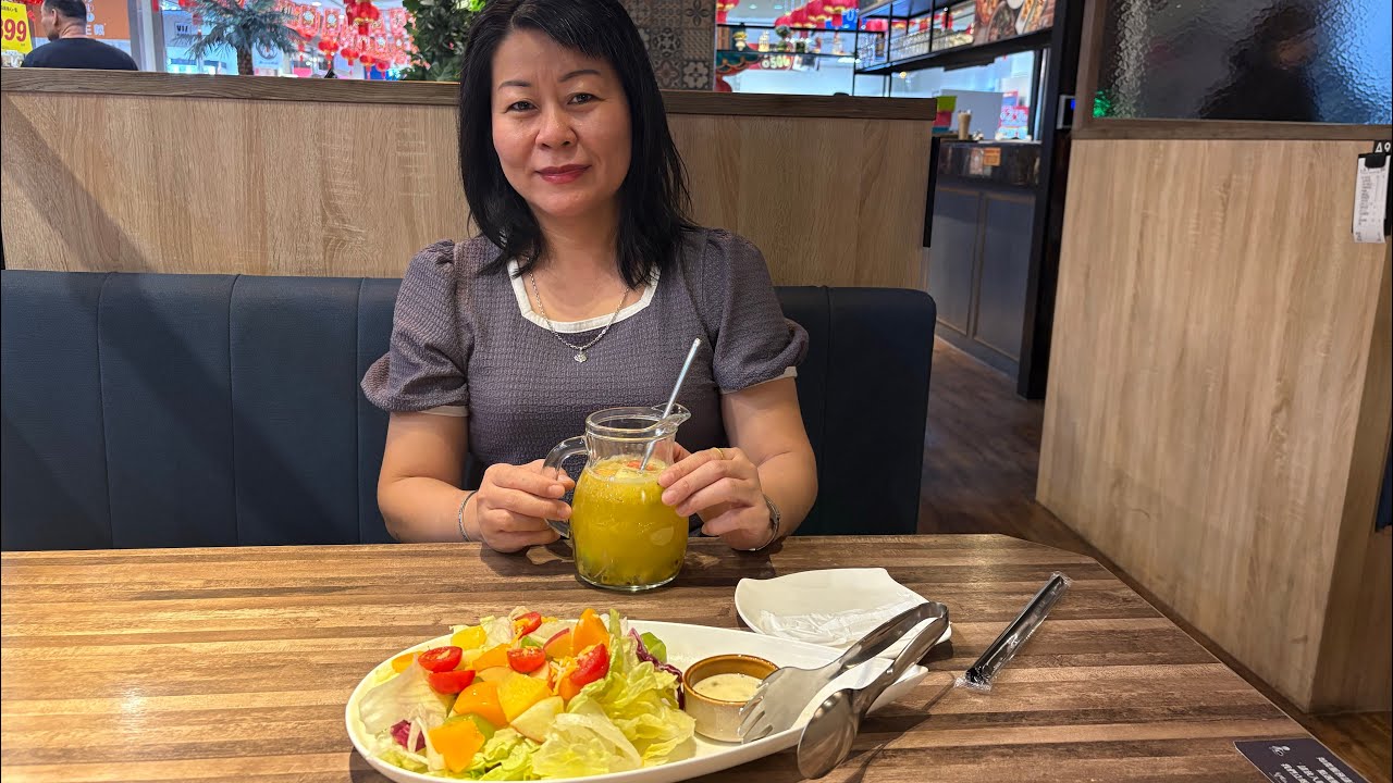 Cuối tuần đến nhà hàng ăn trưa