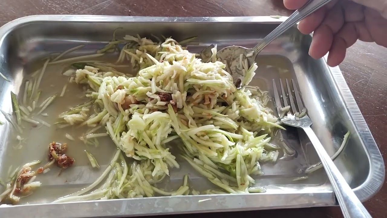 แดดฮ้อนจ้ามาตำส้มหมากม่วงนำป้าเด้อค่ะ