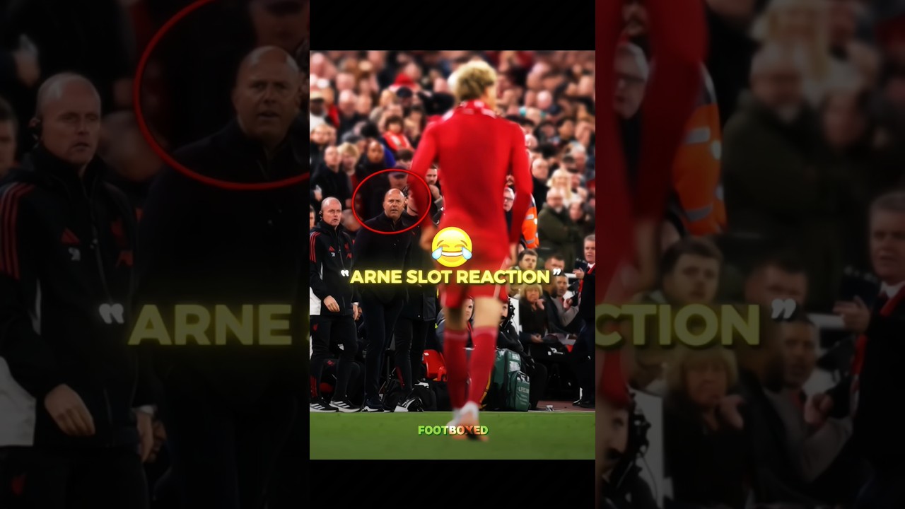 Arne Slot reaction to Ekitike red card 😂|