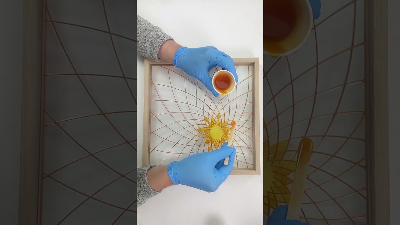 This resin art looks like stained glass!  #resinart #stainedglass
