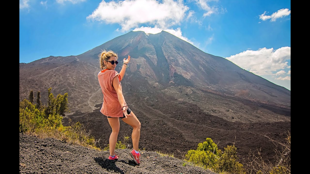 VOLCANO DANCE PARTY // Antigua, Guatemala