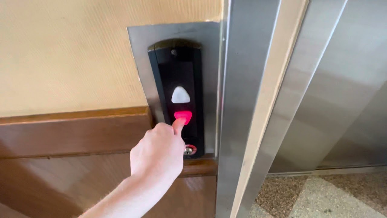 FAIL! 2002 Schindler 330A Hydraulic Elevator | Union Pacific Depot | Cheyenne, WY