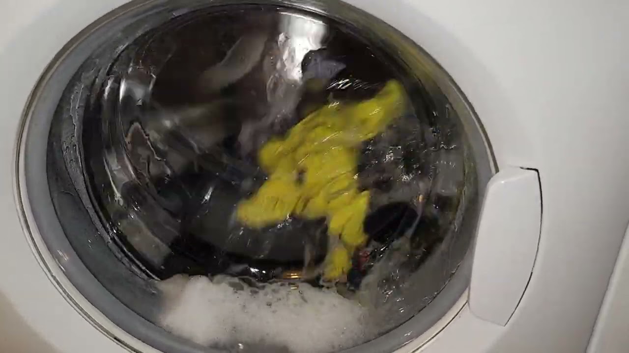 Ariston AV61 Induction Washing Machine Video 7 - Small Splashy Load Cotton 40
