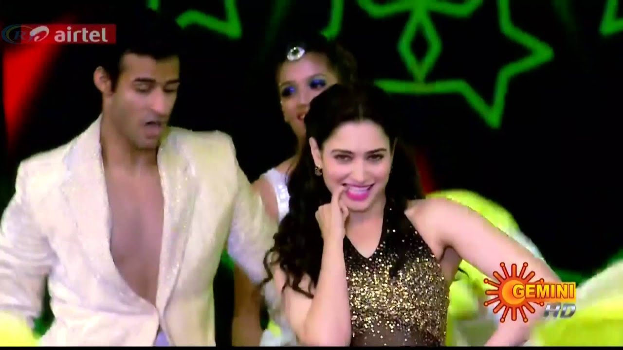 Tamannah Gorgeous Performance   IIFA 2016