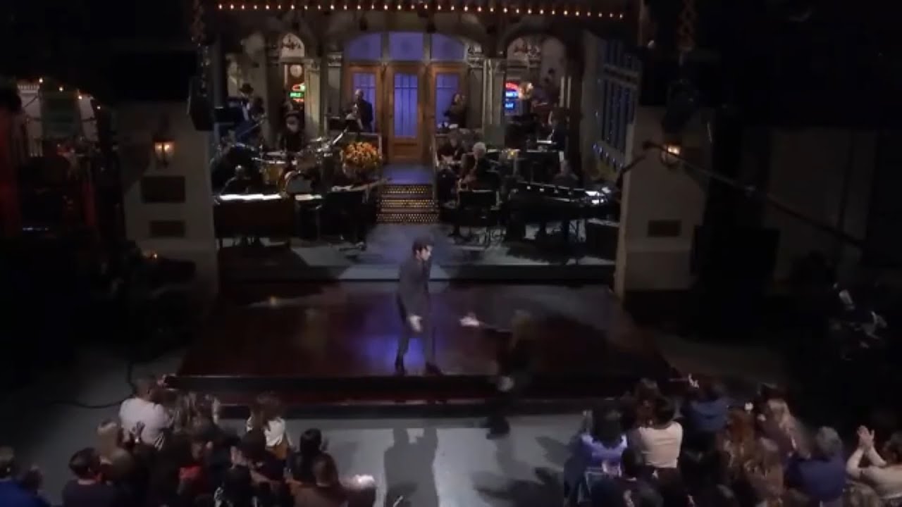 SNL BTS S50 E5: John Mulaney/Chappell Roan - SNL Fanatic
