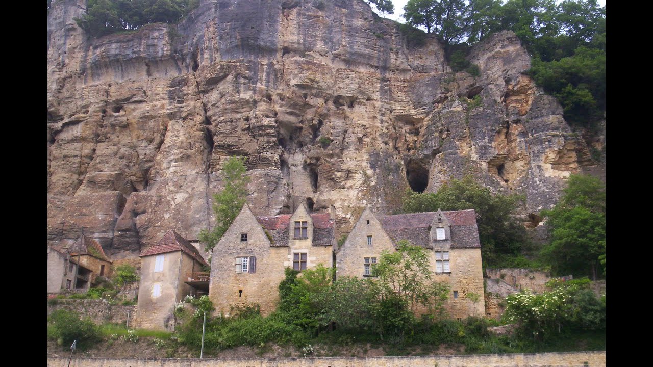LUGARES FASCINANTES DE FRANCIA: LA ROQUE-GAGEAC Y LOS JARDINES DE MARQUEYSSAC, BY MAPAMUNDI TV.