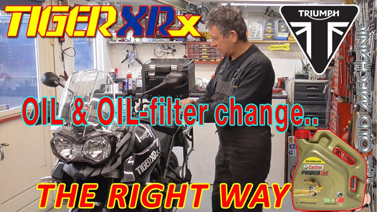 TRIUMPH TIGER 800 XRX OIL & OIL FILTER CHANGE.. Can YOU Do It ?  👨‍🔧---🏍