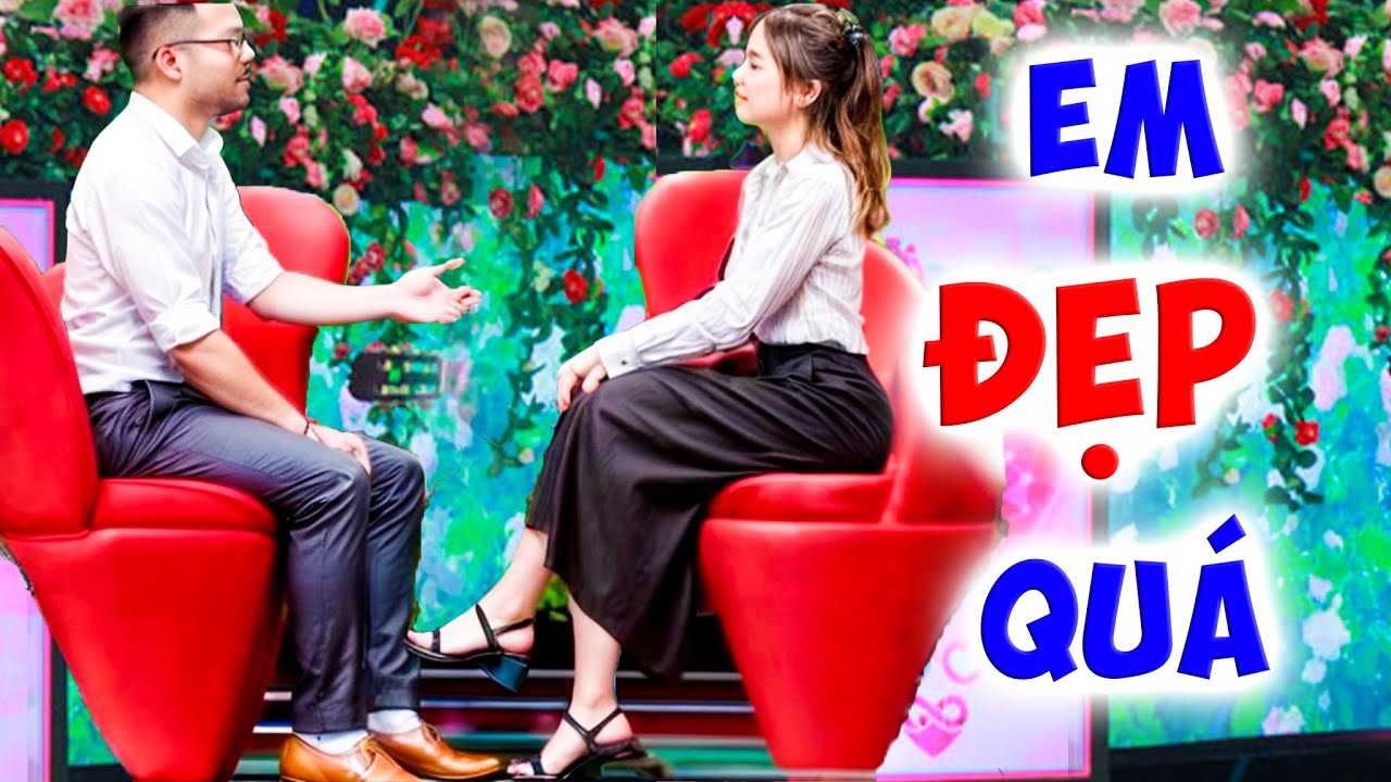 Cô nàng DÁNG CHUẨN ĐẸP TUYỆT anh chàng trong trắng VỒ VẬP BẤM NÚT ÔM HÔN - Hẹn Hò Quyền Linh