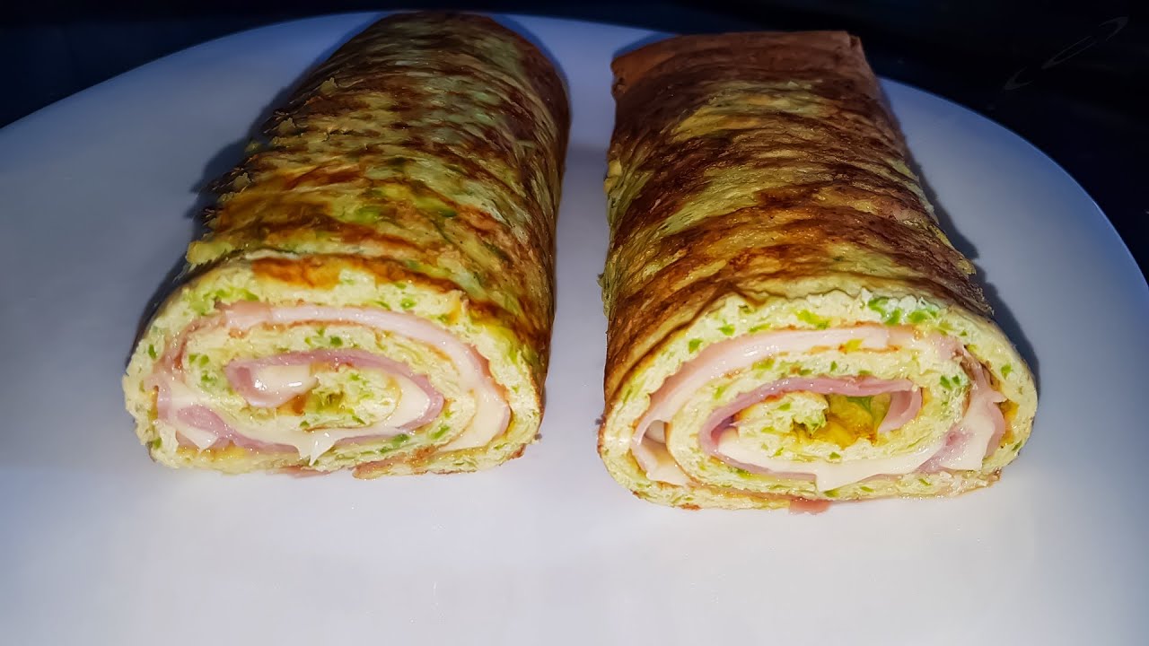 Rollo de calabacín relleno de jamón y queso