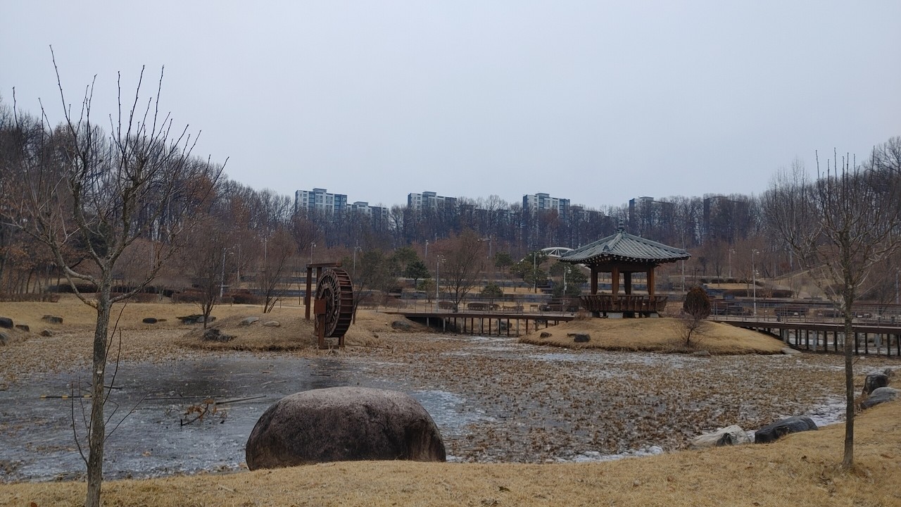 충북혁신도시 두레봉공원