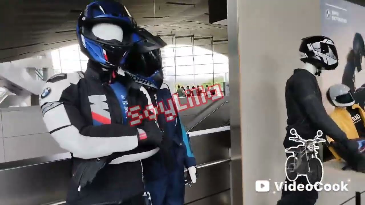 Museo BMW Welt 2/3 🏍️ #soylilia #motos #spanish #español #espagnol 