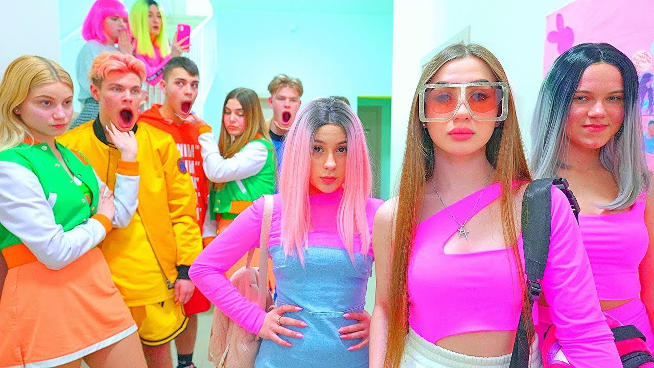 Roztleskávačky si prosadily svou! 💗 Nová škola pro bohaté studenty | Diana a přátelé