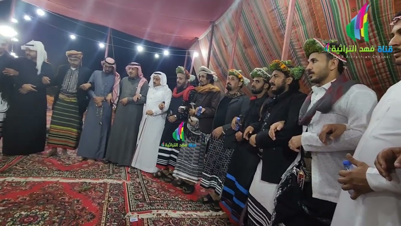 ملعب جميل جدا يجمع ثلاثه شعار كبار عيسى حسين الفيفي وجابر يحيى القيسي وعبدالله يحيى القيسي