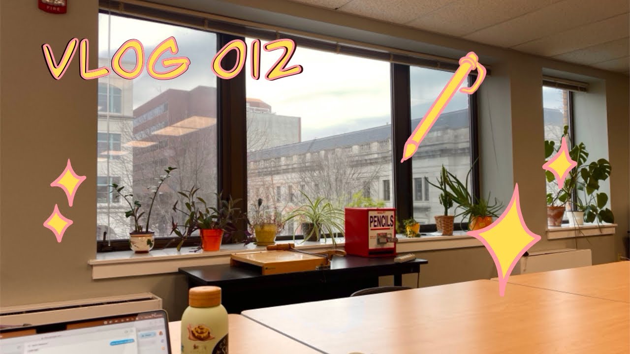vlog 012 ~ 🎨🏫 working on art school assignments, cuddling with my kitty, + reorganizing 💛🐈