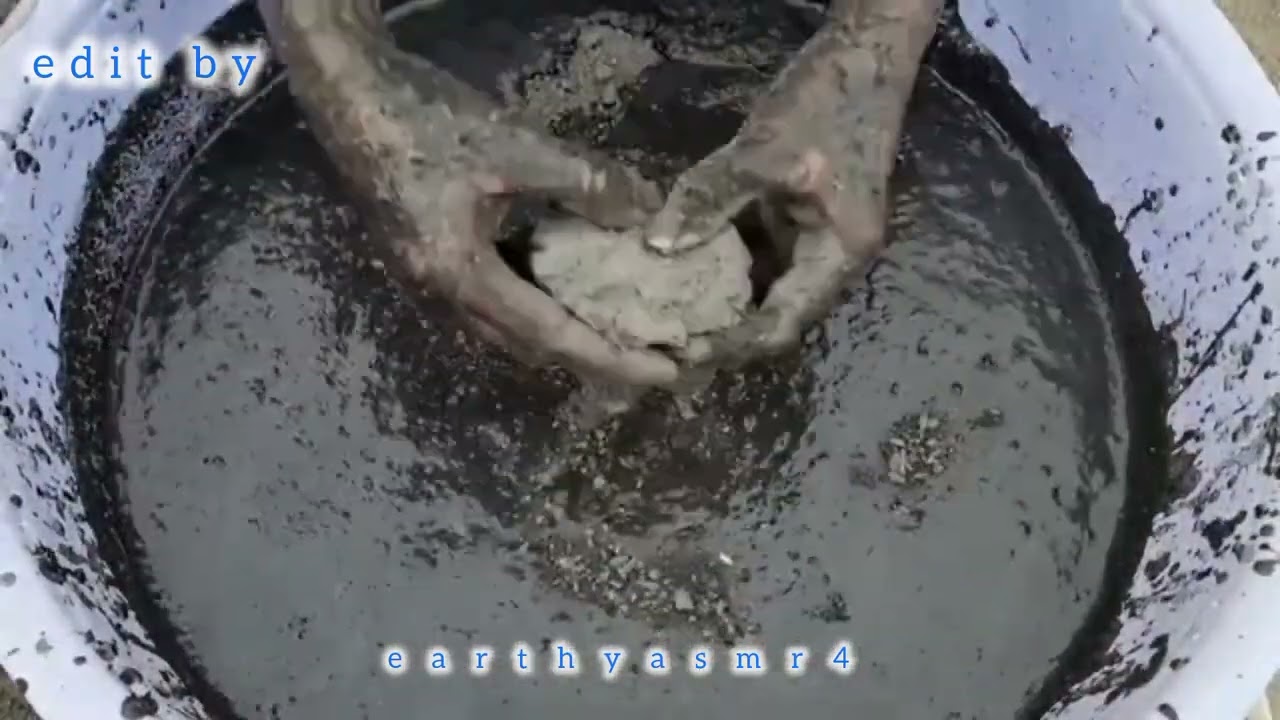 Gritty Black 🖤 Cement water crumbling dipping #blackcement #asmrvideo 