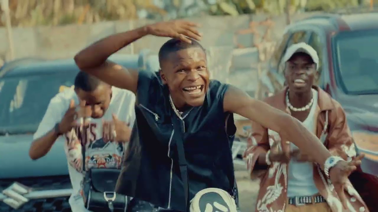 Nighi's - Double V (clip officiel)