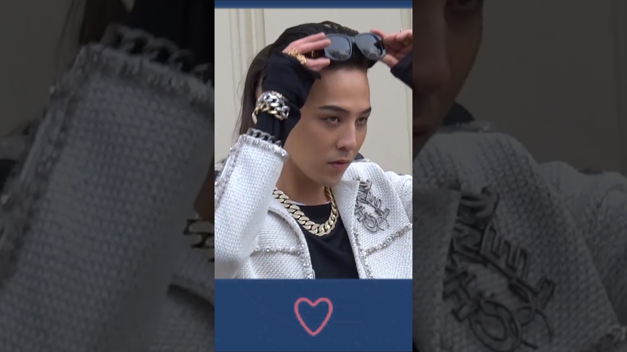 WHEN G-DRAGON TOOK OFF HIS GLASSES 🔥👑(2015) |PARIS FASHION WEEK #gdragon #shorts