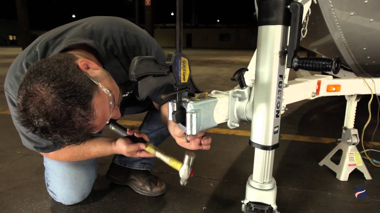 Installing a  Fulton® Fold-Away Bolt-on Hinge Kit - HDPB Series