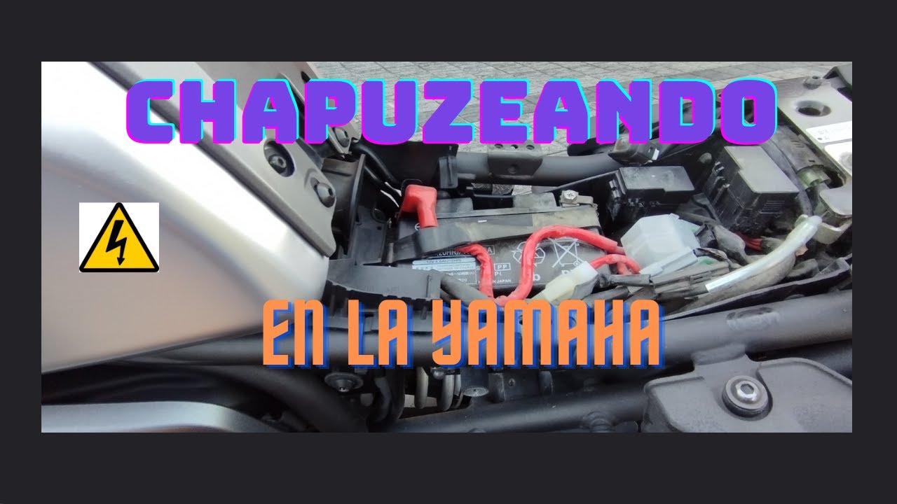 Instalar cargador USB | Yamaha XSR 700