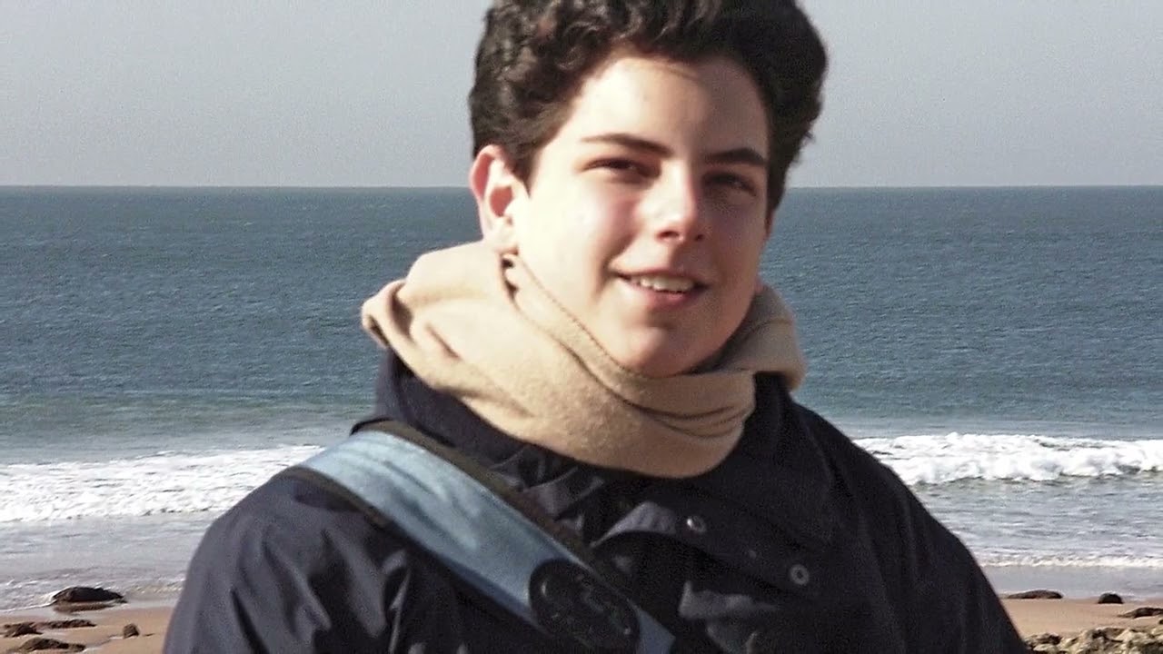 M&atilde;e de Carlo Acutis emociona jovens em F&aacute;tima com testemunho de f&eacute;