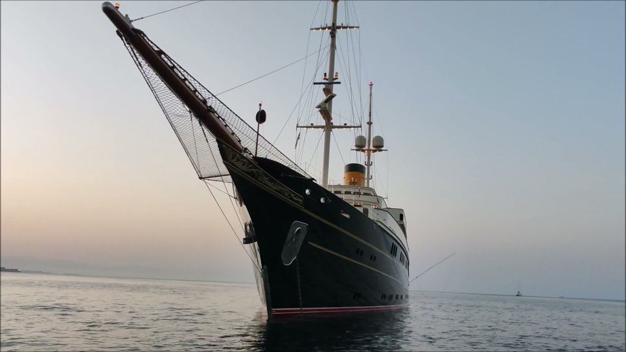 Yacht Nero . GeorgeTown - riprese video T.Gamboni