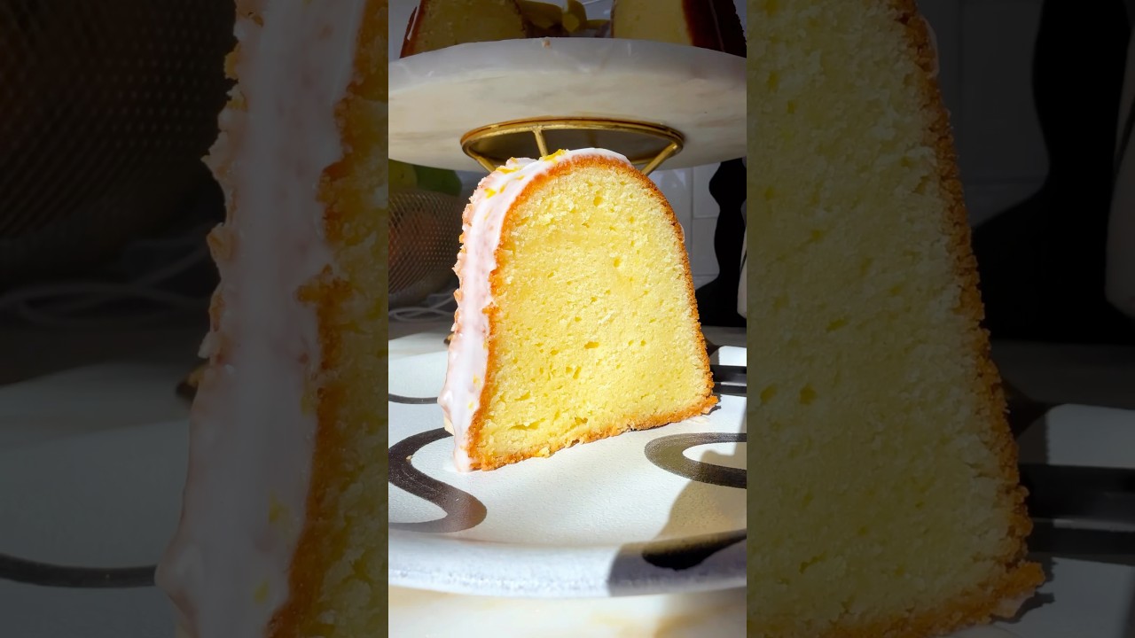 Ultimate Lemon Pound Cake at Grandbaby-Cakes.com #recipe #poundcake #lemoncake #lemonpoundcake