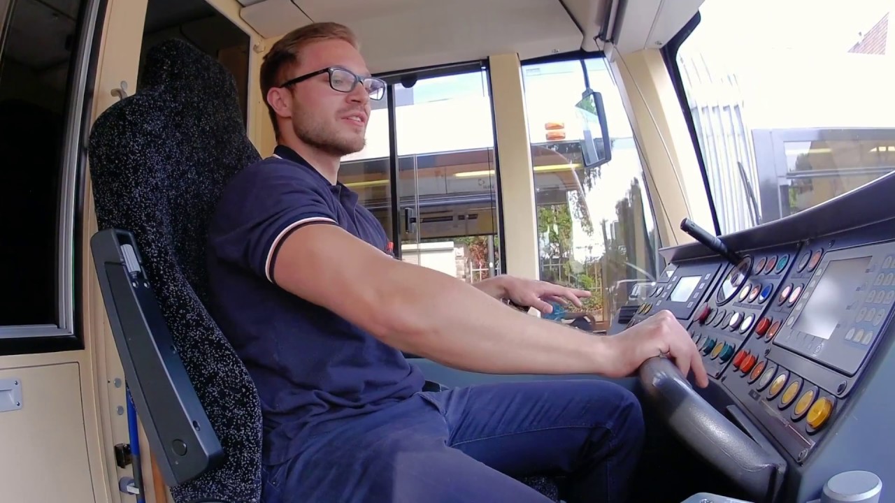 Stark auf den Gleisen - Unterwegs mit Straßenbahnfahrer Dominik I Einfach Heidelberg