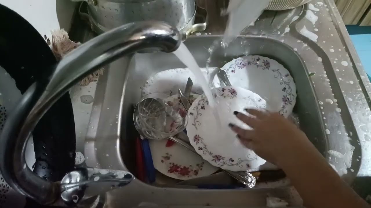 روتین ظرف شستن بعد از مهمونی My dishwashing routine after a party  