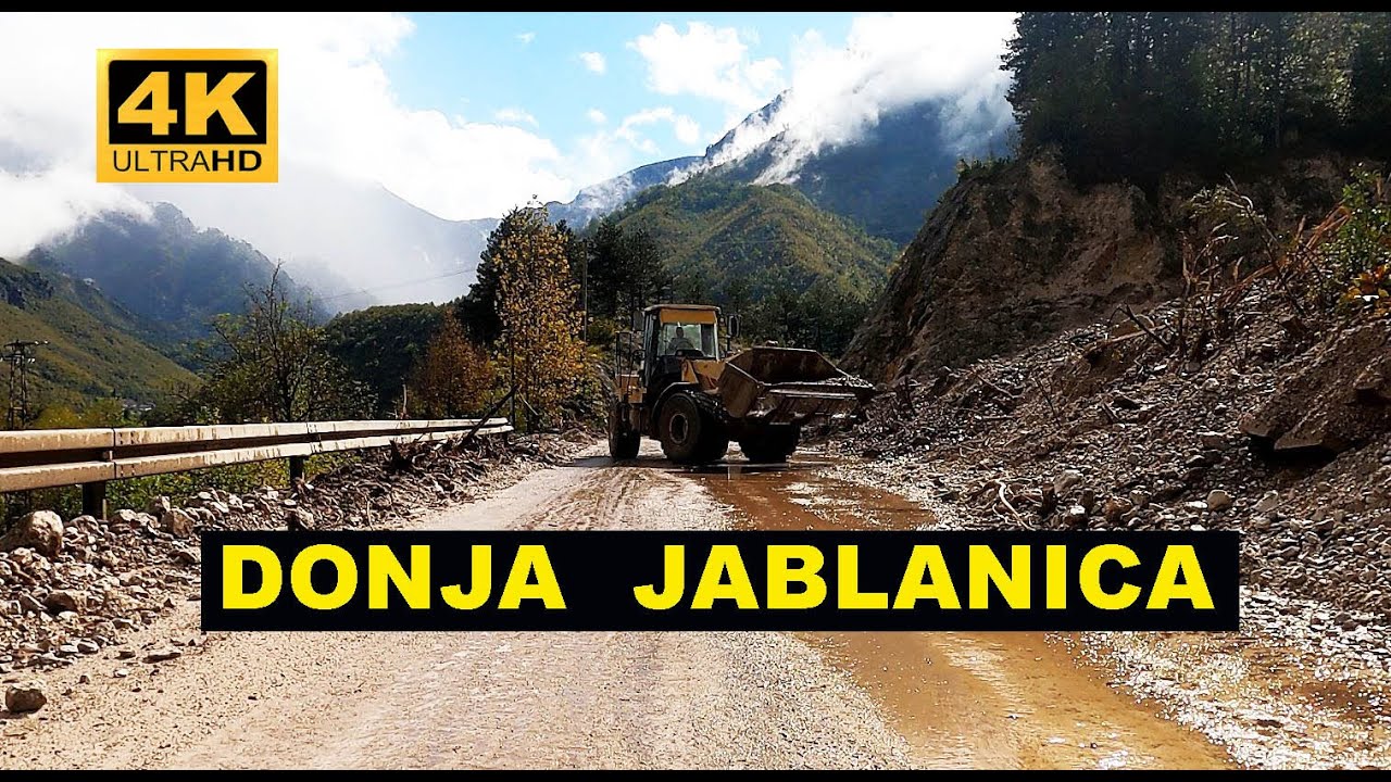 Cesta od Donje Jablanice prema Drežnici i Mostaru. Blato, potoci, kamenje i rupe.