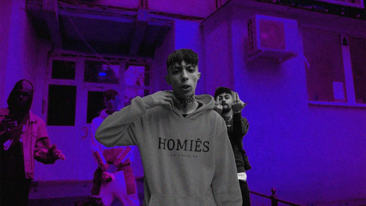 BKNG x BILLY - 