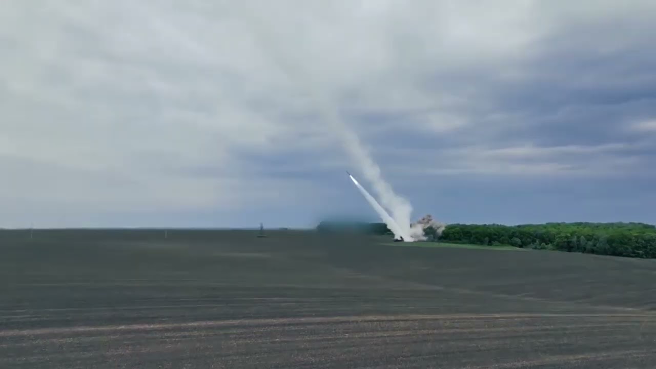 The Russian BM-30 Smerch rocket launcher. #war #warukraine