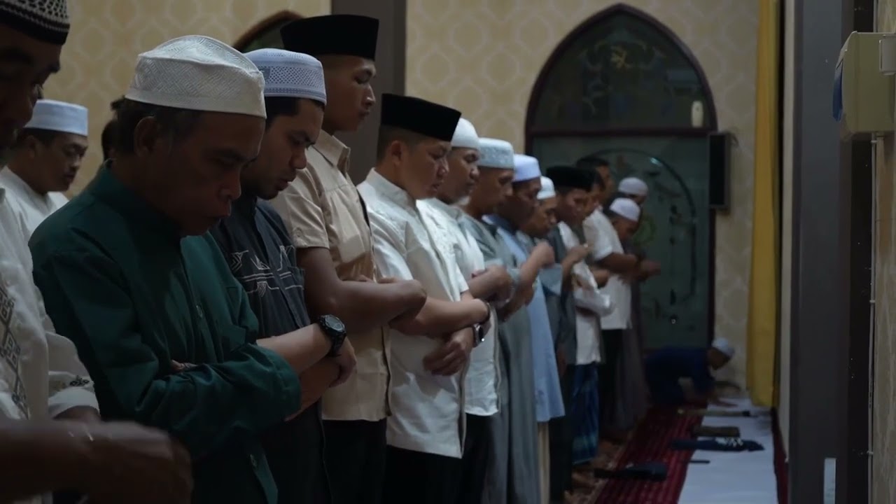 Setiap Rakaat adalah langkah untuk lebih dekat Dengan-Nya. Selamat Menunaikan Ibadah Tarawih.