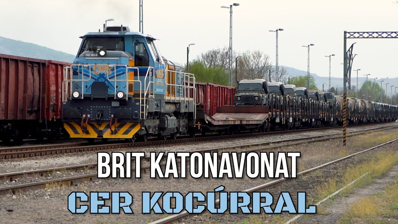 Katonai terepjárók szállítása vasúton