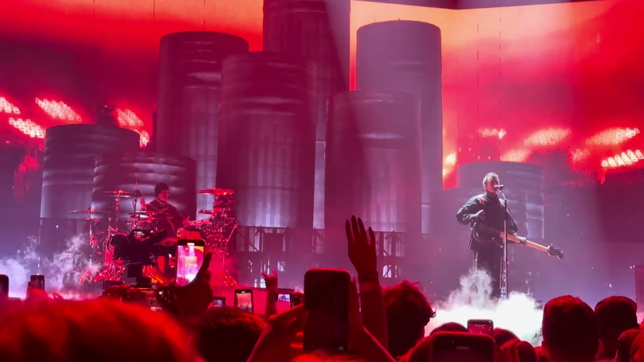 Twenty One Pilots - Navigating @ Paris Accor Arena 02/05/2025