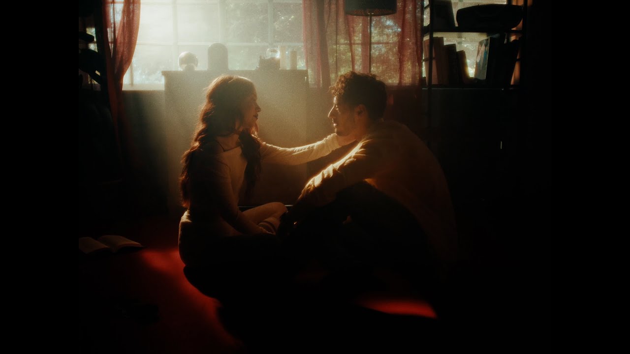 Vicky Navarro - YOUR LOVE (Official Video)