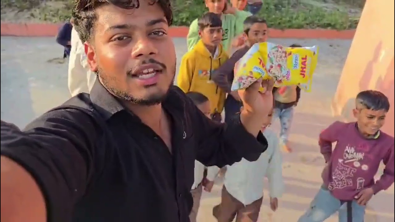 Hello gusy aj ham log mandir humne aye #viral #video #mandir #mahadev #durgamata #viral #youtube