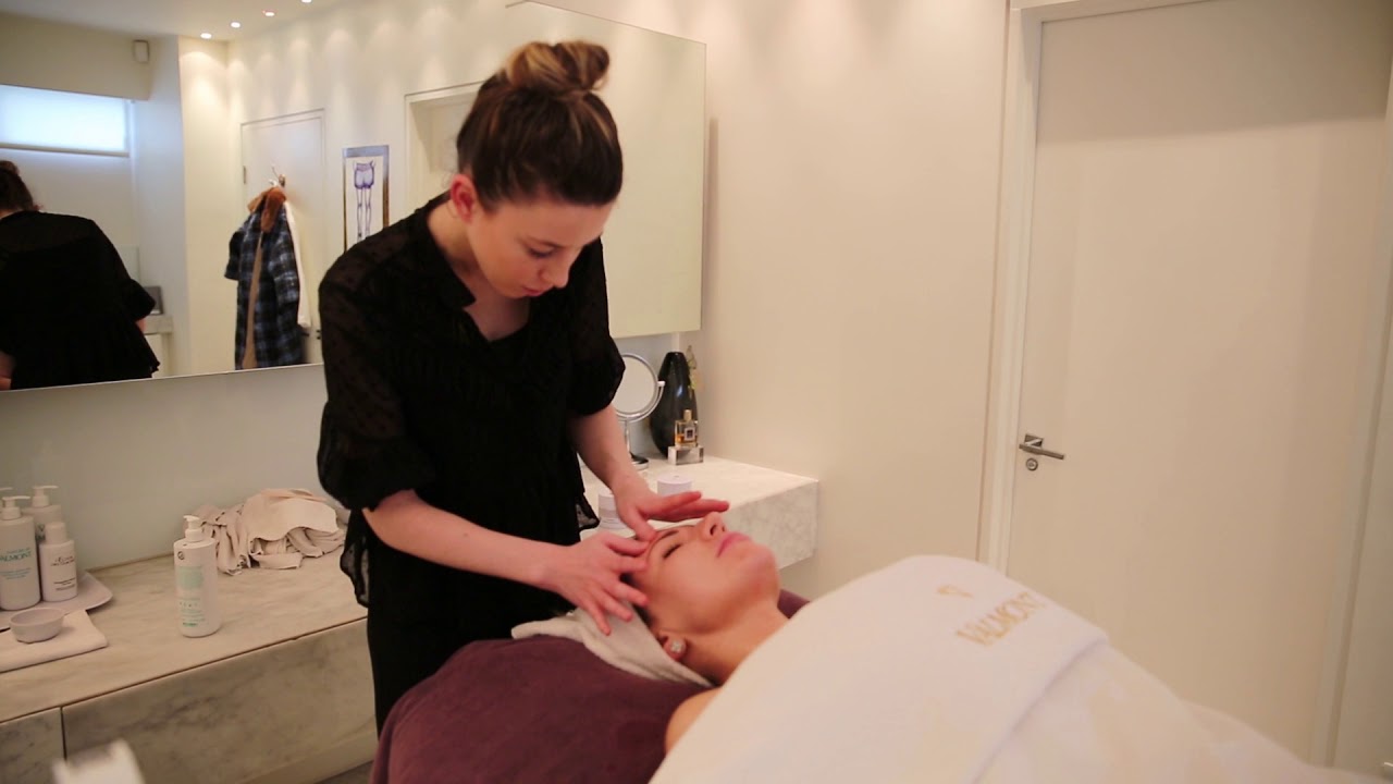 Valmont Signature Massage