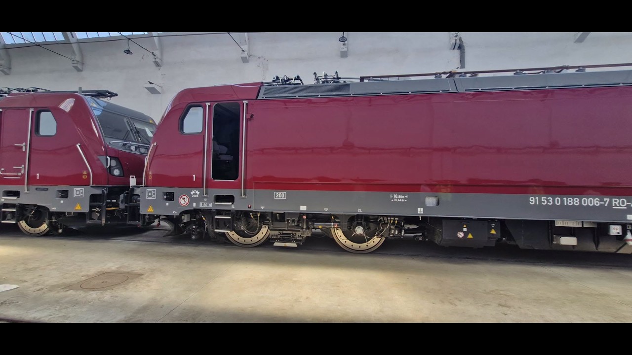 The first Traxx electric locomotives have arrived in Romania! They will travel at 200 km/h