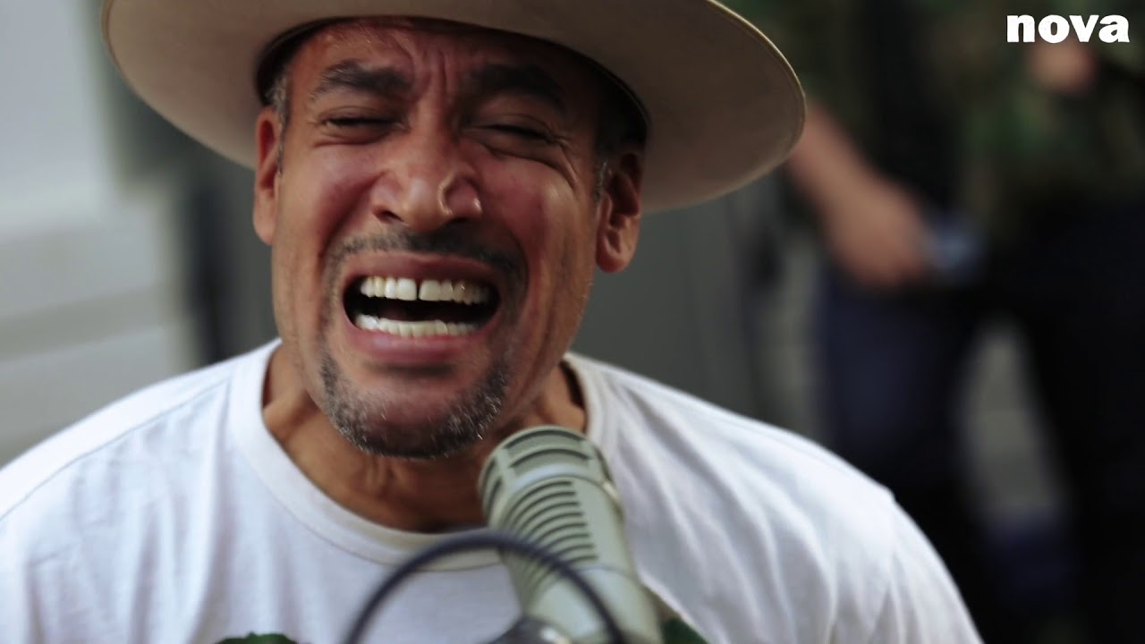 Ben Harper - Like A King | Live Plus Près De Toi