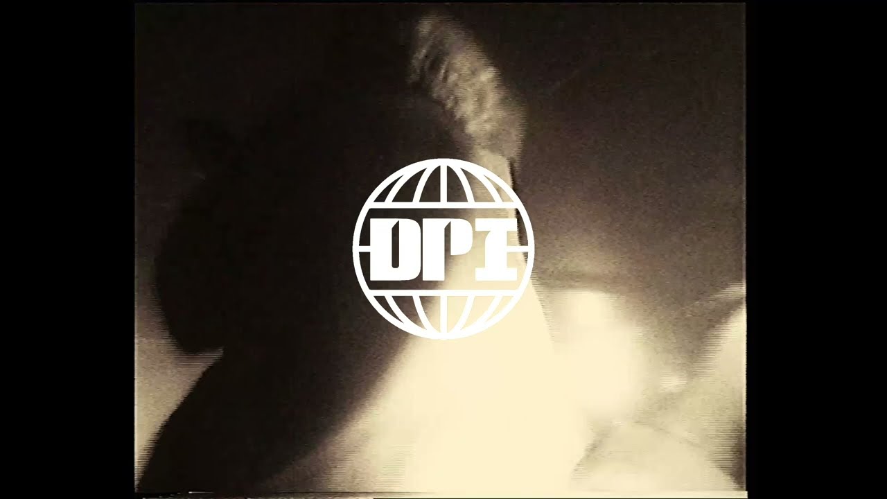 SUMMER ALONE - Manic Pixie Dream Boy (OFFICIAL VIDEO)