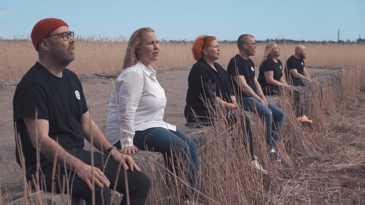 El&auml;k&ouml;&ouml;n - Humana