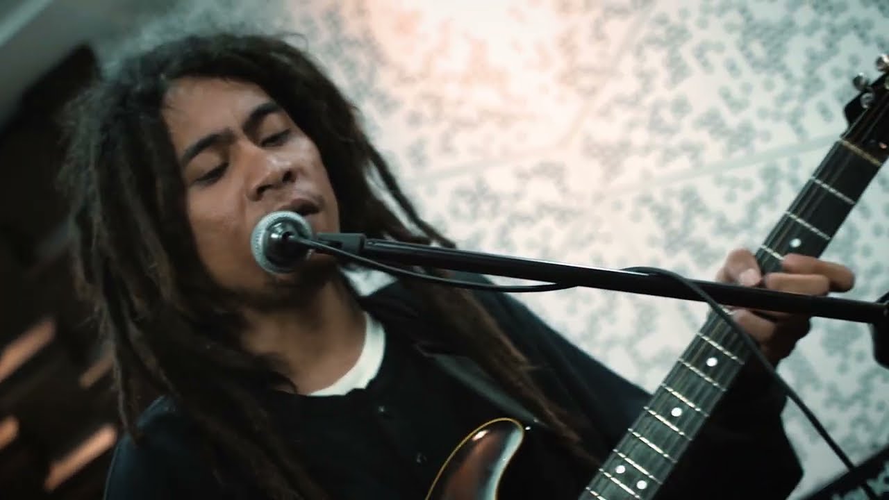 Reggae Man - Avis Ramley & The Herbsman Live Studio Session