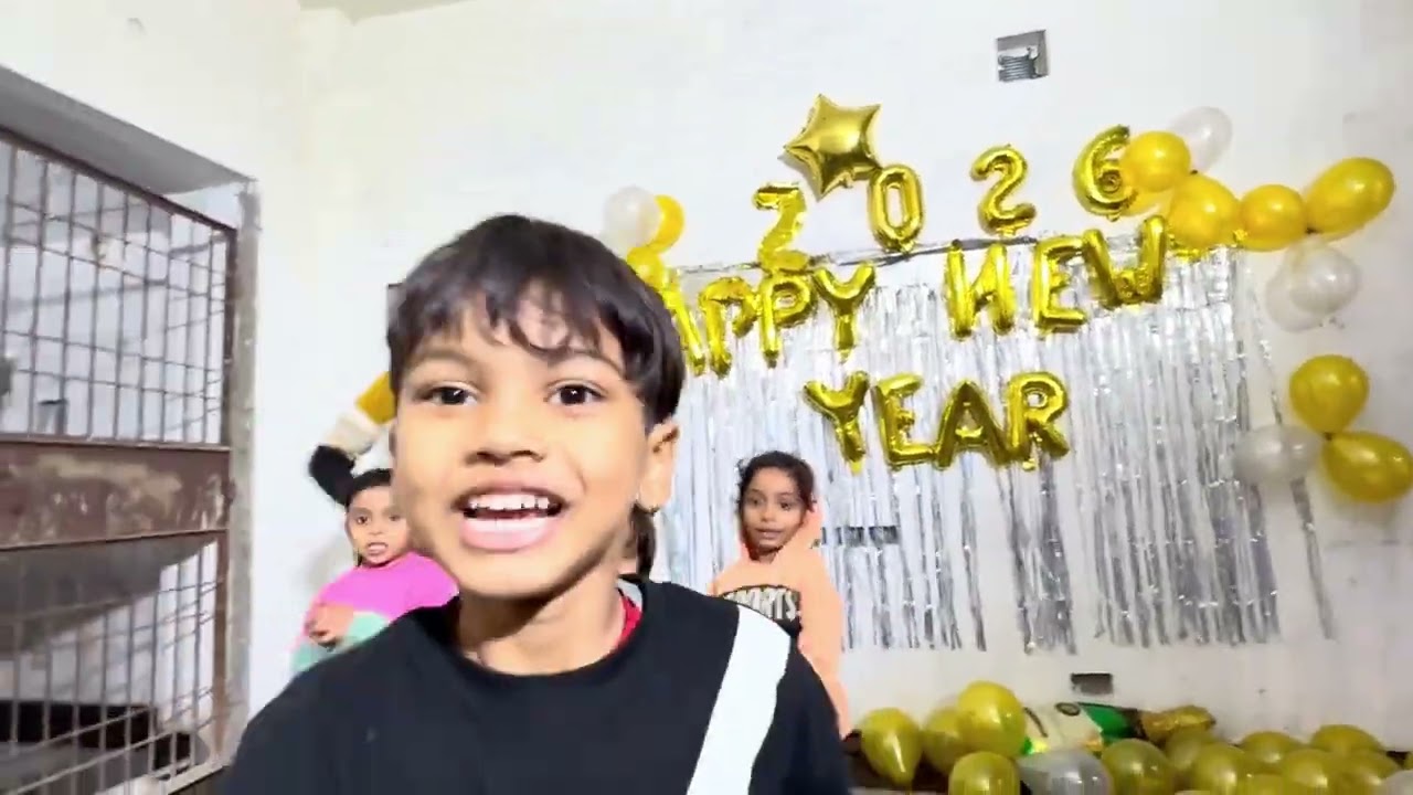 Happy New Year 🥳 | 2026 | New Year Party 🎈🎉 | Gaon Me Full Enjoy 😉 Masti 🤘🏻| New Year Celebration |